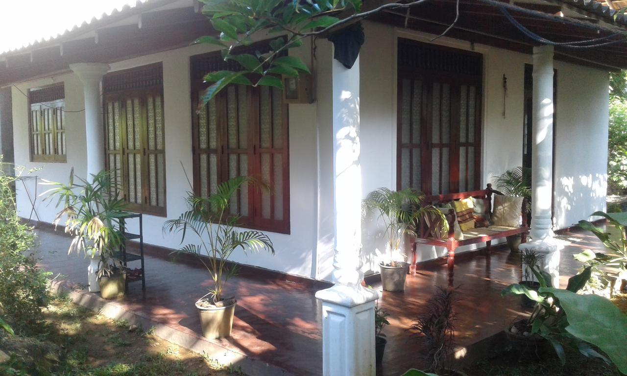 Sethun Villa Hikkaduwa Exterior photo